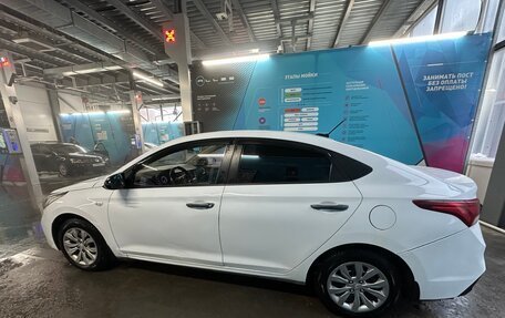 Hyundai Solaris II рестайлинг, 2018 год, 850 000 рублей, 7 фотография