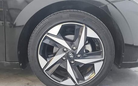 Hyundai Elantra, 2022 год, 1 680 000 рублей, 14 фотография