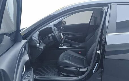 Hyundai Elantra, 2022 год, 1 680 000 рублей, 10 фотография