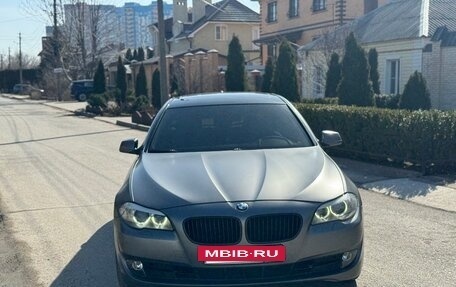 BMW 5 серия, 2010 год, 1 500 000 рублей, 3 фотография