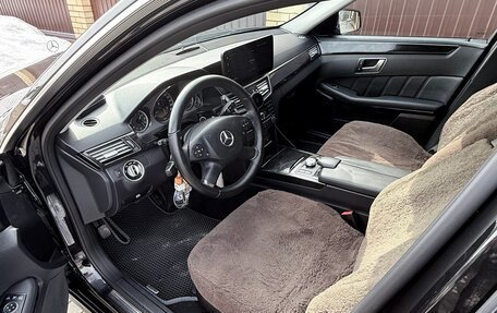 Mercedes-Benz E-Класс, 2012 год, 1 750 000 рублей, 7 фотография