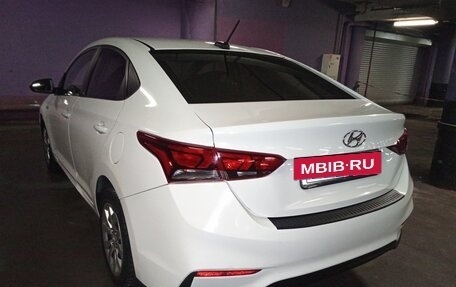 Hyundai Solaris II рестайлинг, 2019 год, 680 000 рублей, 2 фотография