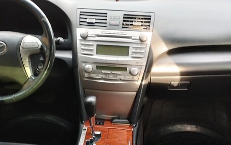 Toyota Camry, 2011 год, 1 200 000 рублей, 9 фотография