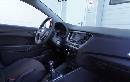 Hyundai Solaris II рестайлинг, 2018 год, 1 340 000 рублей, 20 фотография