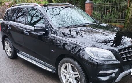 Mercedes-Benz M-Класс, 2012 год, 2 190 000 рублей, 2 фотография