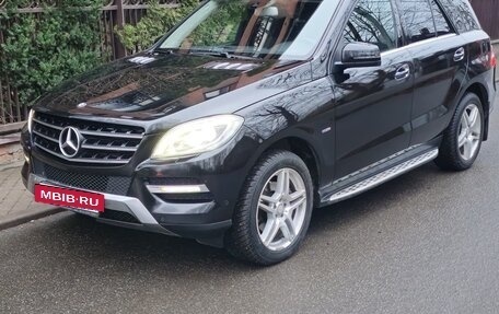 Mercedes-Benz M-Класс, 2012 год, 2 190 000 рублей, 3 фотография