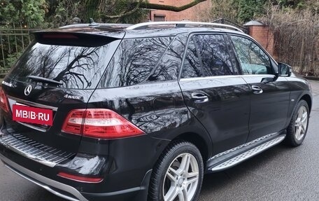 Mercedes-Benz M-Класс, 2012 год, 2 190 000 рублей, 4 фотография