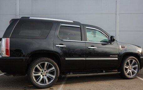 Cadillac Escalade III, 2011 год, 1 699 000 рублей, 4 фотография