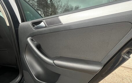 Volkswagen Jetta VI, 2013 год, 1 250 000 рублей, 15 фотография