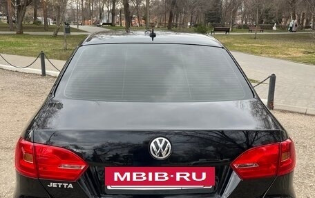Volkswagen Jetta VI, 2013 год, 1 250 000 рублей, 13 фотография
