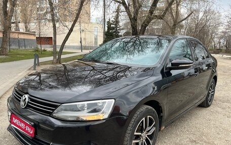 Volkswagen Jetta VI, 2013 год, 1 250 000 рублей, 11 фотография