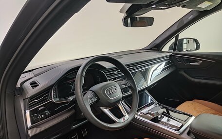 Audi SQ7, 2024 год, 17 900 000 рублей, 14 фотография