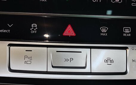 Audi SQ7, 2024 год, 17 900 000 рублей, 28 фотография