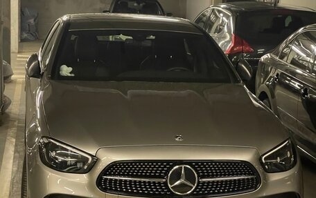 Mercedes-Benz E-Класс, 2021 год, 5 500 000 рублей, 2 фотография