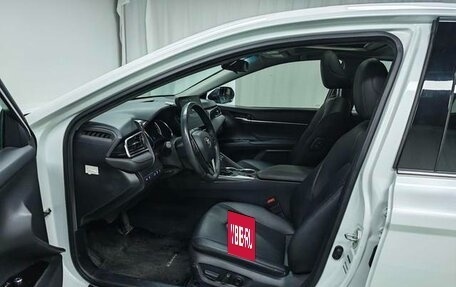 Toyota Camry, 2021 год, 3 926 700 рублей, 6 фотография