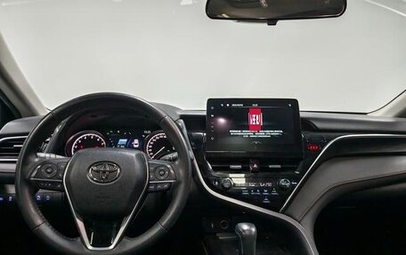 Toyota Camry, 2021 год, 3 926 700 рублей, 5 фотография