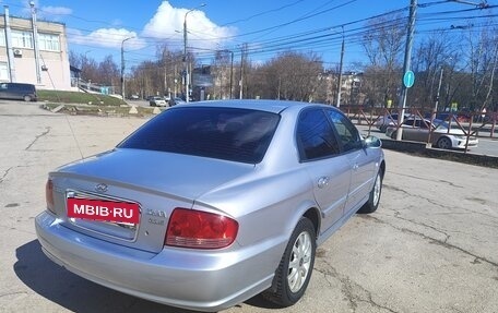 Hyundai Sonata IV рестайлинг, 2005 год, 750 000 рублей, 5 фотография