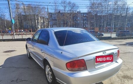 Hyundai Sonata IV рестайлинг, 2005 год, 750 000 рублей, 6 фотография