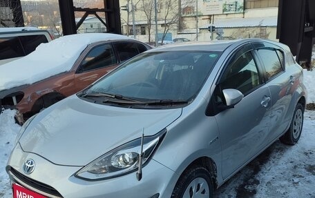 Toyota Aqua I, 2018 год, 1 200 000 рублей, 1 фотография