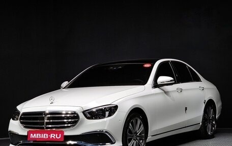 Mercedes-Benz E-Класс, 2021 год, 8 690 000 рублей, 1 фотография