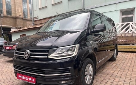 Volkswagen Multivan T6 рестайлинг, 2016 год, 2 850 000 рублей, 1 фотография