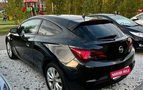 Opel Astra J, 2011 год, 820 000 рублей, 2 фотография