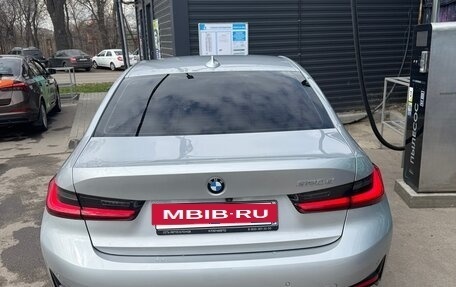 BMW 3 серия, 2019 год, 3 600 000 рублей, 4 фотография