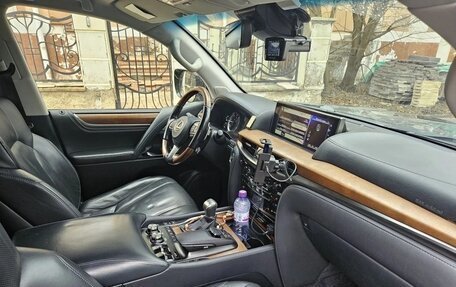 Lexus LX III, 2016 год, 5 950 000 рублей, 3 фотография