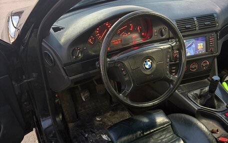 BMW 5 серия, 2003 год, 500 000 рублей, 8 фотография