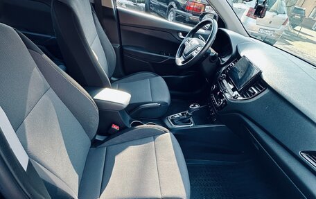 Hyundai Solaris II рестайлинг, 2021 год, 1 950 000 рублей, 5 фотография