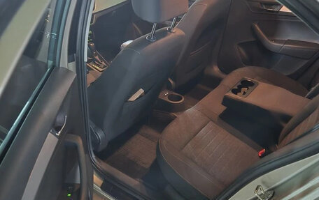 Skoda Rapid II, 2022 год, 1 600 000 рублей, 19 фотография