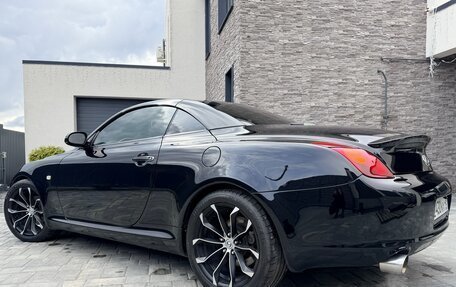 Lexus SC II рестайлинг, 2004 год, 2 850 000 рублей, 13 фотография