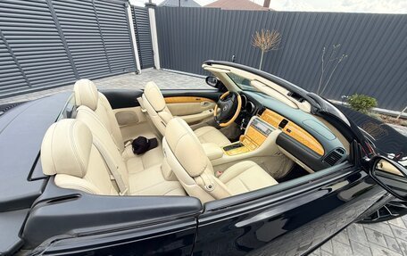 Lexus SC II рестайлинг, 2004 год, 2 850 000 рублей, 7 фотография