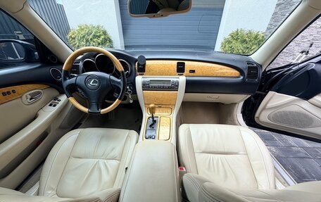 Lexus SC II рестайлинг, 2004 год, 2 850 000 рублей, 21 фотография