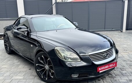 Lexus SC II рестайлинг, 2004 год, 2 850 000 рублей, 17 фотография