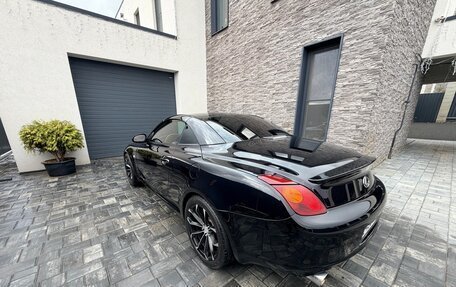 Lexus SC II рестайлинг, 2004 год, 2 850 000 рублей, 29 фотография