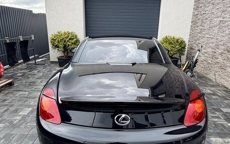 Lexus SC II рестайлинг, 2004 год, 2 850 000 рублей, 28 фотография