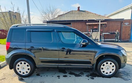 Skoda Yeti I рестайлинг, 2012 год, 900 000 рублей, 2 фотография