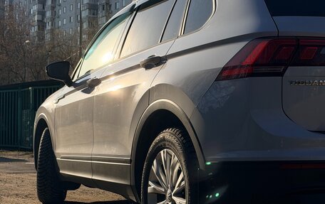 Volkswagen Tiguan II, 2019 год, 2 400 000 рублей, 6 фотография