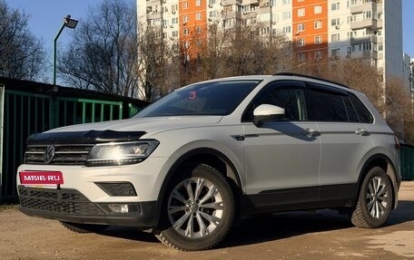 Volkswagen Tiguan II, 2019 год, 2 400 000 рублей, 3 фотография