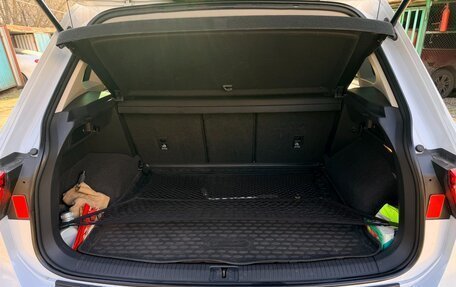 Volkswagen Tiguan II, 2019 год, 2 400 000 рублей, 12 фотография