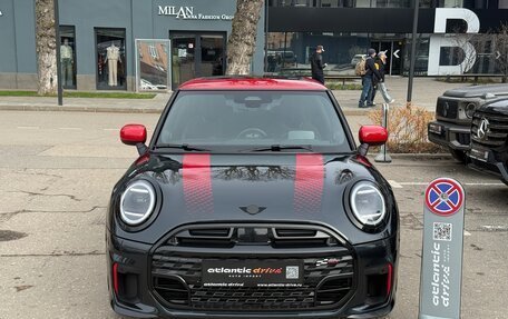 MINI Hatch, 2025 год, 2 фотография