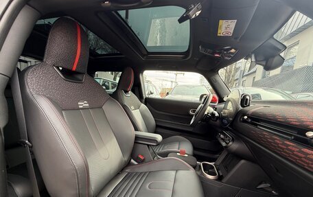 MINI Hatch, 2025 год, 12 фотография