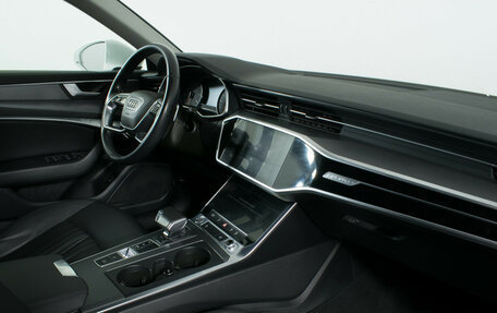 Audi A6, 2019 год, 2 880 000 рублей, 9 фотография