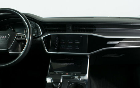 Audi A6, 2019 год, 2 880 000 рублей, 10 фотография