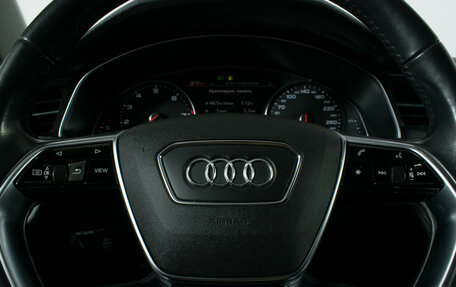Audi A6, 2019 год, 2 880 000 рублей, 15 фотография