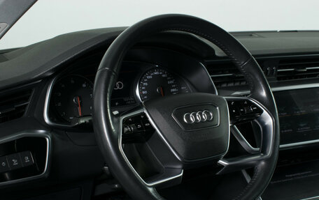 Audi A6, 2019 год, 2 880 000 рублей, 14 фотография