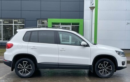 Volkswagen Tiguan I, 2011 год, 900 000 рублей, 4 фотография