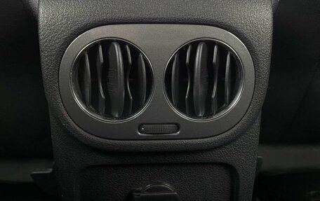 Volkswagen Tiguan I, 2011 год, 900 000 рублей, 17 фотография