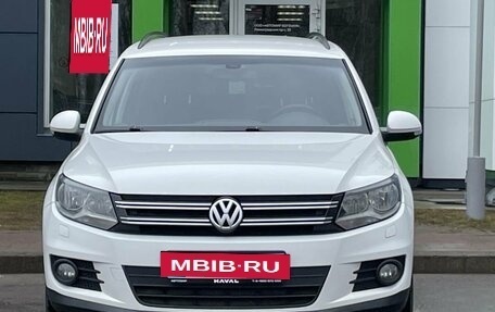 Volkswagen Tiguan I, 2011 год, 900 000 рублей, 2 фотография